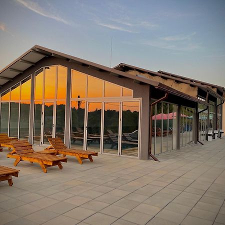 Aquacool Hotel Crasna  Exterior foto